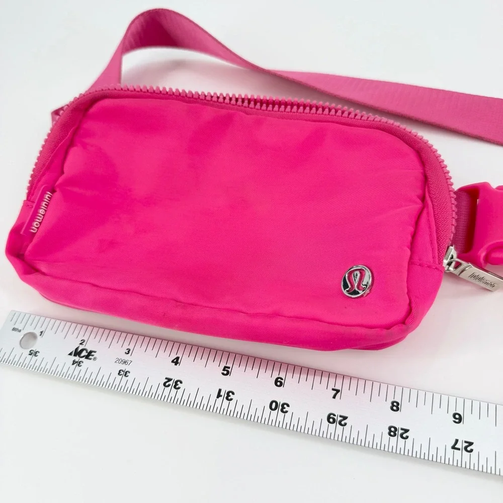 Lululemon Everywhere Belt Bag Pink Fuchsia Crossbody Waist Bag Logo